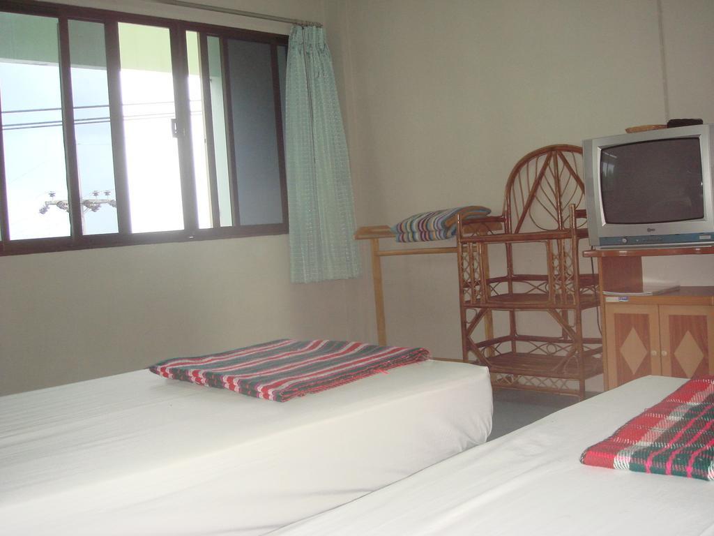 Good Dream Guesthouse Krabi town Екстериор снимка