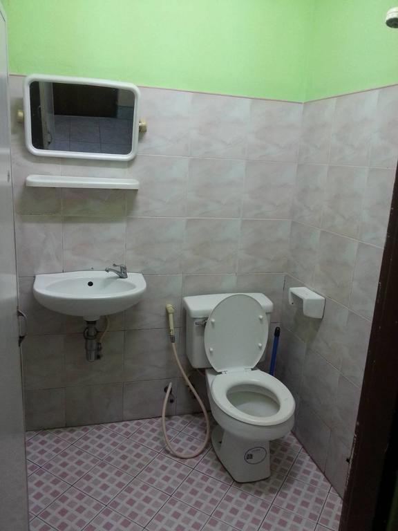 Good Dream Guesthouse Krabi town Екстериор снимка
