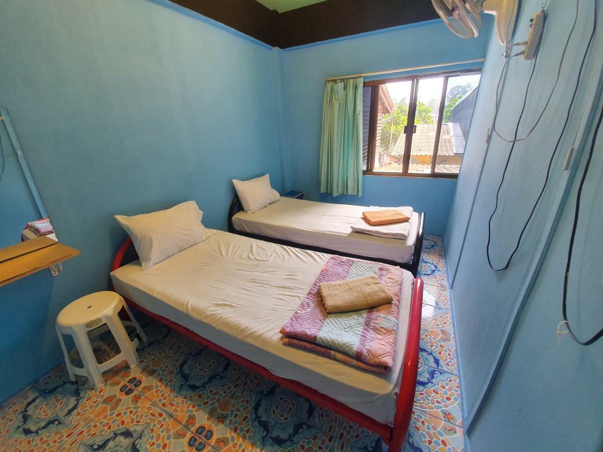 Good Dream Guesthouse Krabi town Екстериор снимка